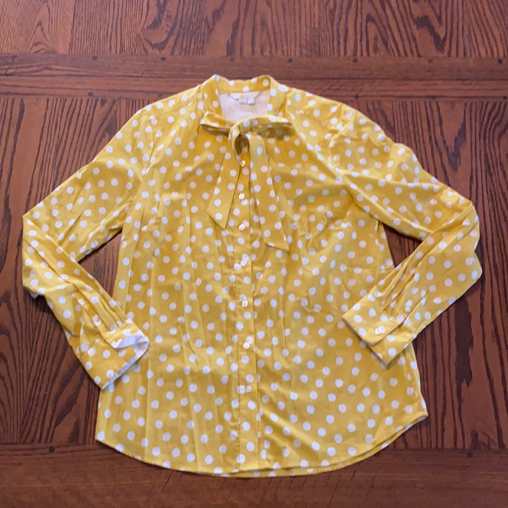 Boden sz 6 100% cotton yellow polka dot button down blouse with tie